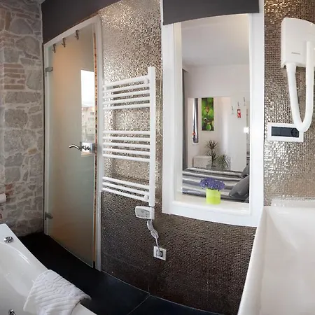 Authentic Luxury Vendégház