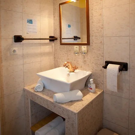 Casa de hóspedes Authentic Luxury 4*