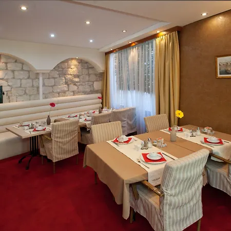 Authentic Luxury 4* Split