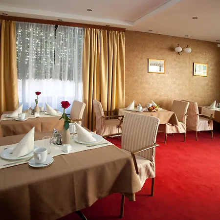 Authentic Luxury Casa de hóspedes 4*