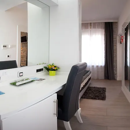 Authentic Luxury Pensionat Split