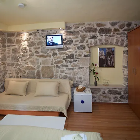 Authentic Luxury Maison d'hôtes