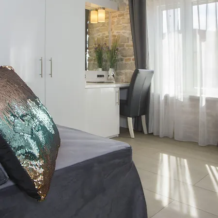 Authentic Luxury Gostinjska kuća 4*