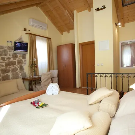 Authentic Luxury بيت ضيافة 4*