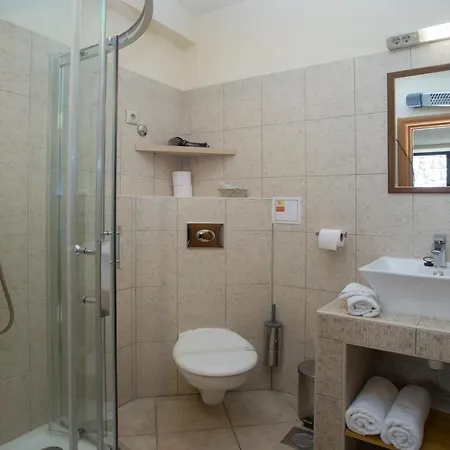 Pensionat Authentic Luxury 4*