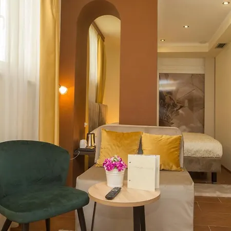 Pensionat Authentic Luxury 4*