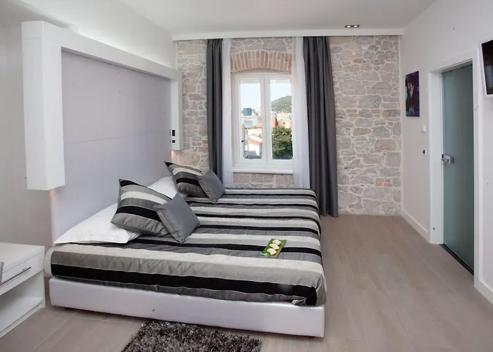 Penzion Authentic Luxury 4*
