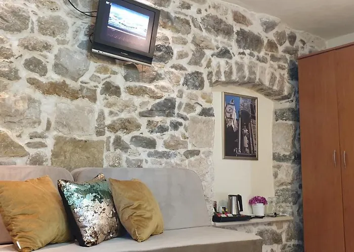 正宗豪华客房酒店 4*