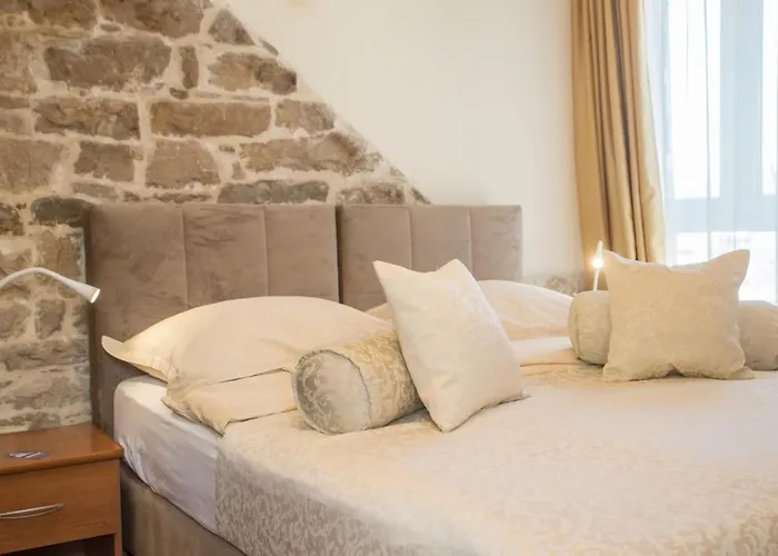 Authentic Luxury 4*