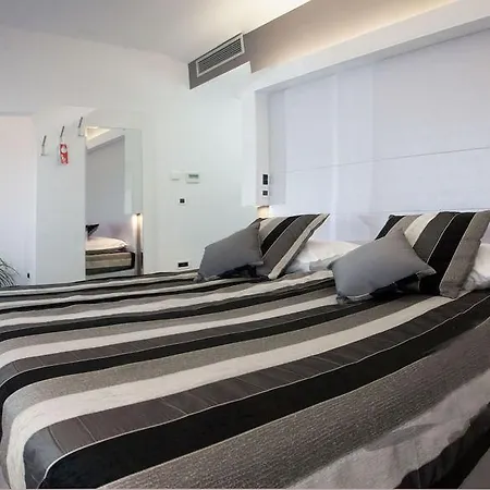 Authentic Luxury 4*