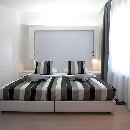 Authentic Luxury 4* Split