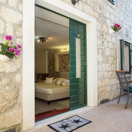Authentic Luxury Guest house