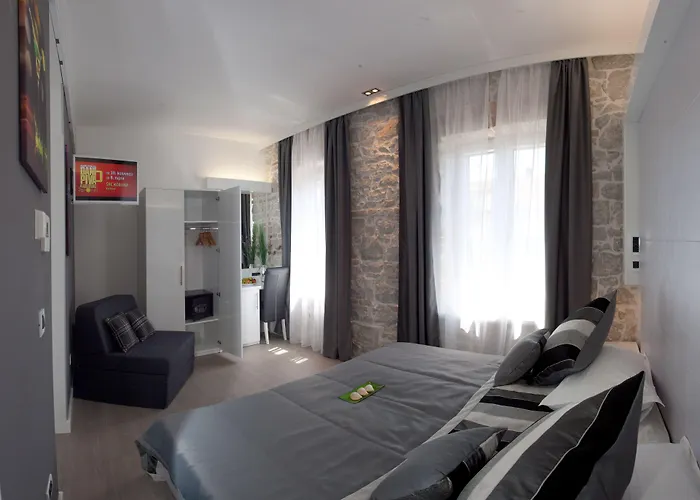 Authentic Luxury 4* Split