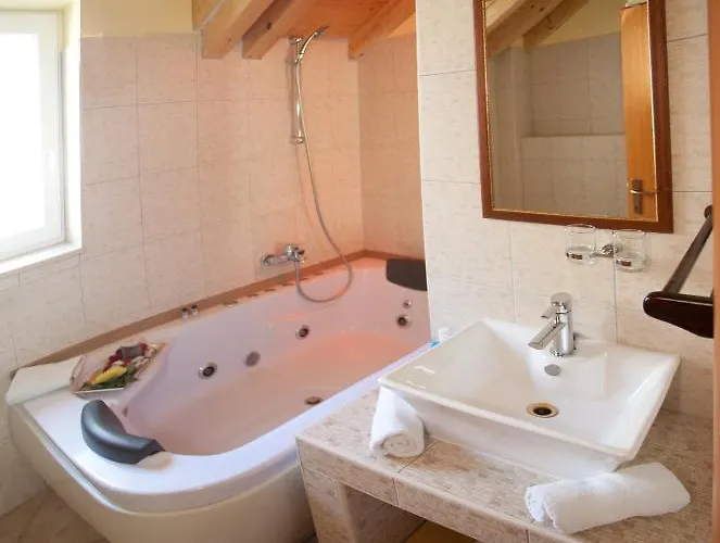 Authentic Luxury Pensionat 4*